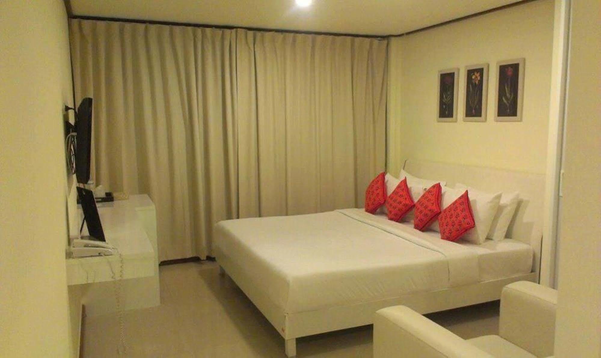 Baan Pa Ploy Apartment Hua Hin Exterior photo